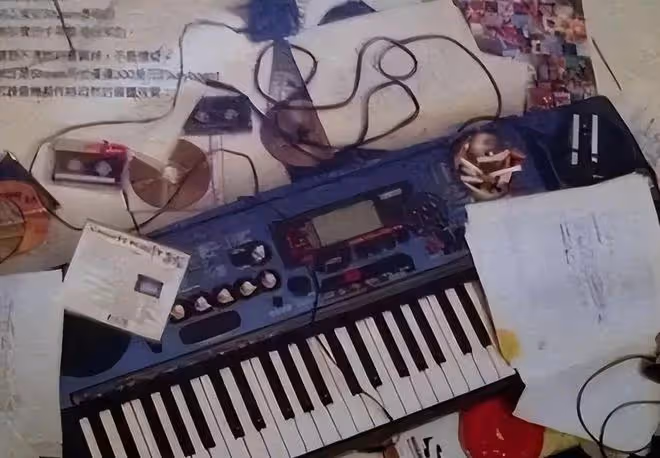 靠遺作打敗周杰倫,19歲被陷害入獄,卻是華語樂壇永遠的遺憾?