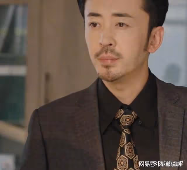 星光美麗:曾荻的報應終於來了!難產生下畸形兒,慘遭常河拋棄