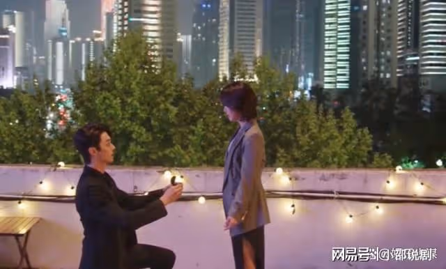 星光美麗:紀星婚後20年生下女兒,韓廷死不瞑目:為什麼改嫁