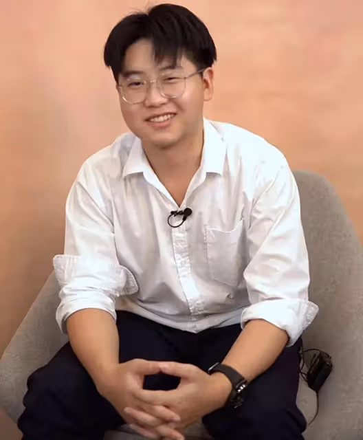 前線吃瓜!孫卓口音變了,打扮廳里廳氣,很會說話像極了孫海洋
