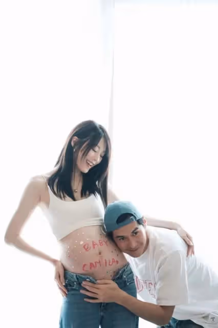TVB長腿女神產後一周首曬全家福,雙腳腫到豬蹄,爆進產房化妝真相