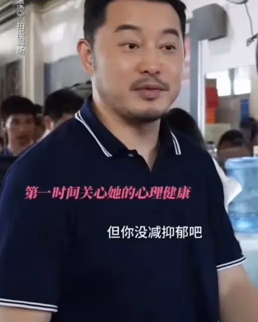 42歲賈玲近照反彈變胖,胳膊變粗皺紋多,過度減肥後遺症出來了