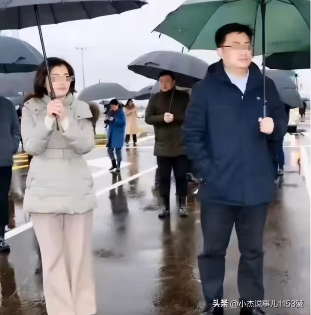 後續!毛奇主動交代緣由,李佩霞已婚生育,丈夫工作特殊不便出面