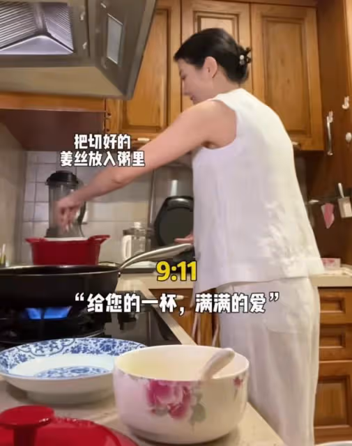 汪涵9歲兒子近照,沐沐遺傳爸媽高個子,給媽媽寫愛心字條超懂事