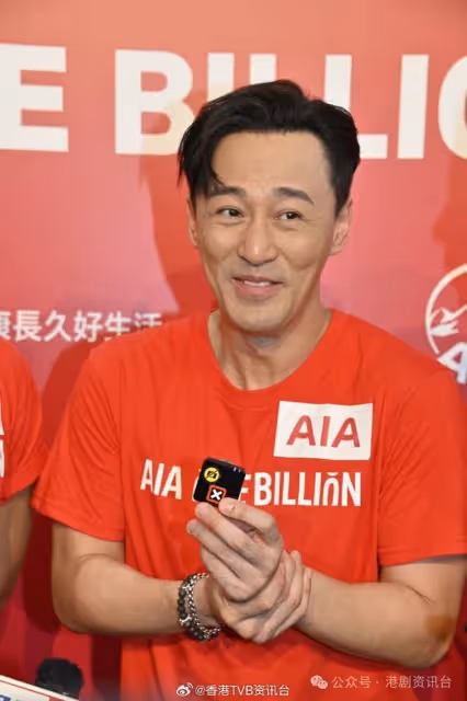 林峯即場邀鬍子彤和張文傑去澳門show!已入紙紅館望請到古天樂上台
