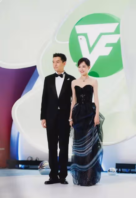 同樣被封殺,范冰冰環大陸敲敲打打逐漸回溫,楊穎為什麼難以翻身