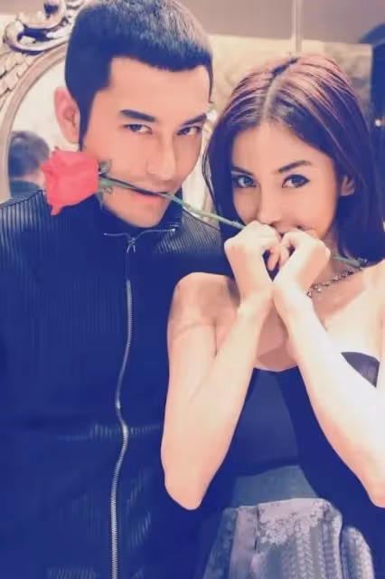 同樣被封殺,范冰冰環大陸敲敲打打逐漸回溫,楊穎為什麼難以翻身