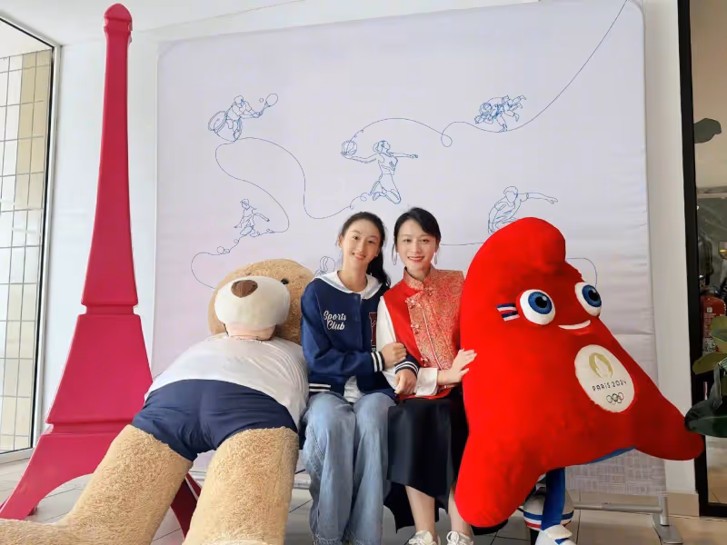 田亮葉一茜一家四口去巴黎了!為中國奧運健兒加油