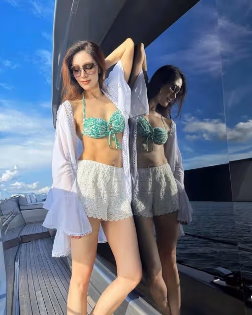 李嘉欣同老公看鄭秀文演唱會!近距離曝光54歲真實狀態