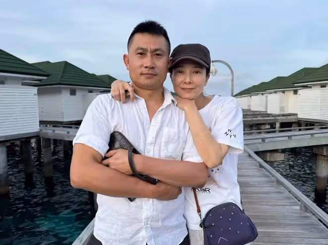 前TVB花旦50歲生日曬恩愛，與老公結婚曾不被看好，稱不擔心對方搞外遇