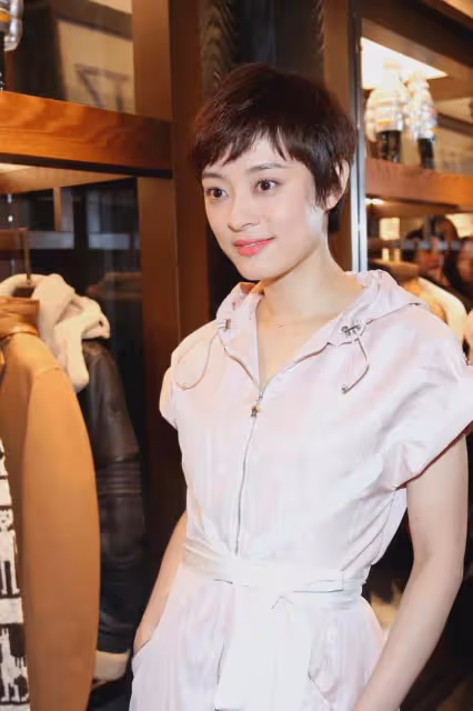 揭秘!娛樂圈隱形富豪榜TOP8:這些女星竟比你想像中更有錢!