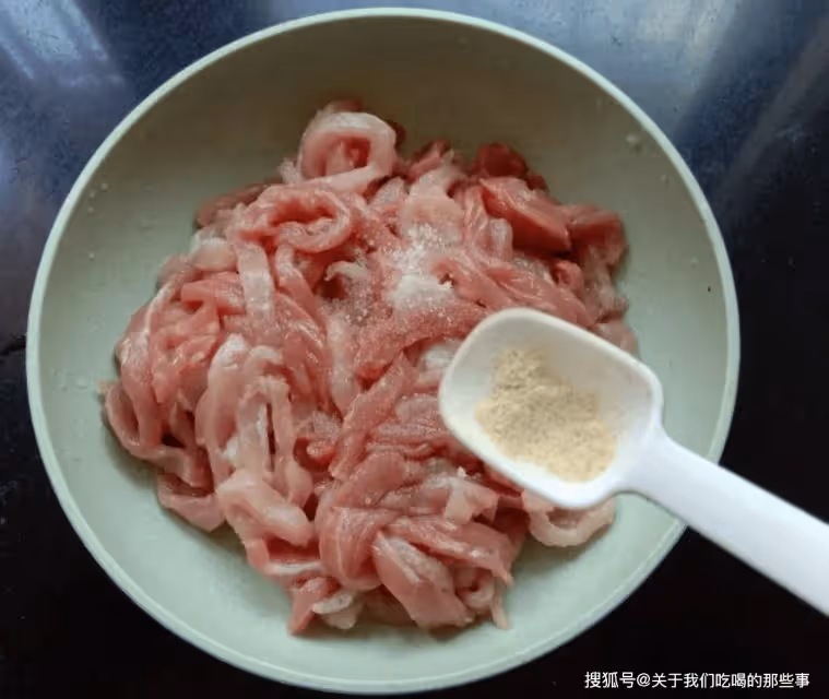 不管炒啥瘦肉,萬萬不要直接下鍋,多做3步,肉又嫩又香又入味