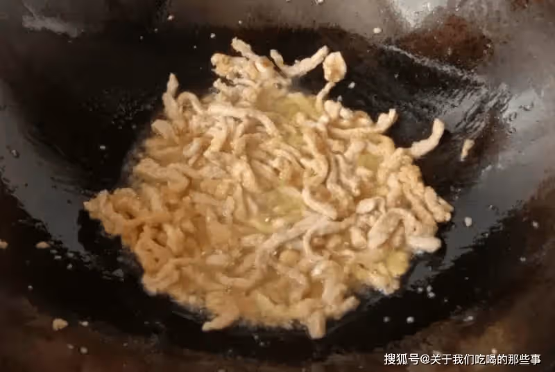 不管炒啥瘦肉,萬萬不要直接下鍋,多做3步,肉又嫩又香又入味