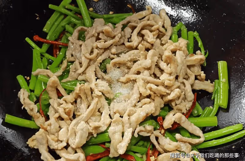 不管炒啥瘦肉,萬萬不要直接下鍋,多做3步,肉又嫩又香又入味
