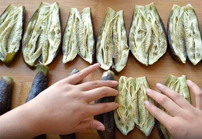 一碗蒜,一盆茄子,不燉不煮,不用一滴油,一次做10斤不夠吃