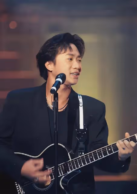 「客死他鄉」的4位明星,多位熟悉面孔,死在國外太可惜!