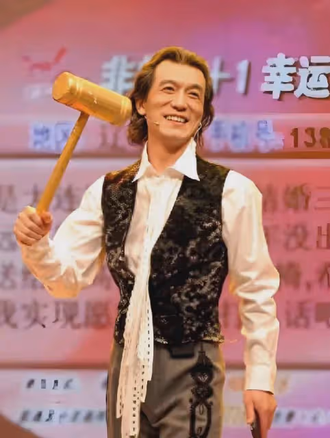 「客死他鄉」的4位明星,多位熟悉面孔,死在國外太可惜!