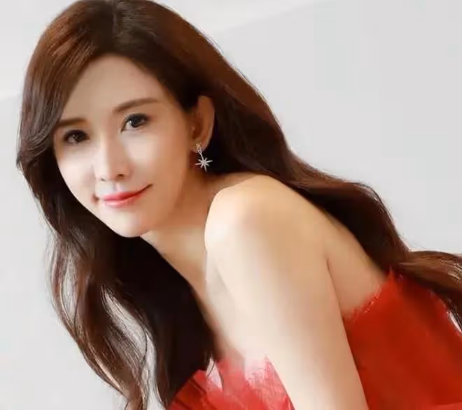 林志玲認領小S女兒,大讚小S教得好,Lily有家教,漂亮又善良