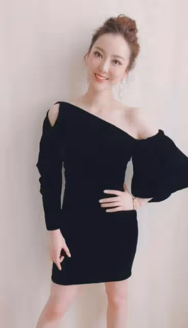 美女主播人餘聲:32歲嫁富豪,老公陷醜聞風波,她也成「受害者」