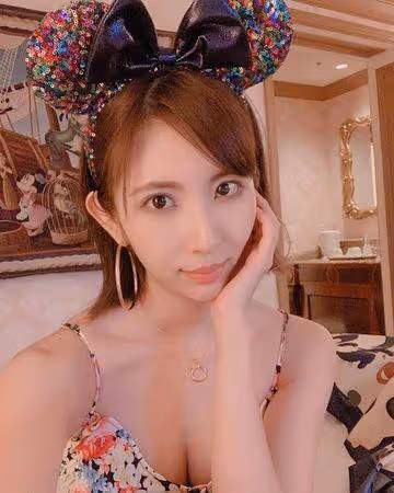 老公大她26歲!日女偶像菊池琉琉結婚9年生4娃…為尪慶生玩地獄梗