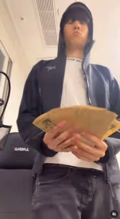 韓21歲饒舌歌手「開玩笑要跳樓」瘋傳腳滑墜樓! 3疑點遭指:造假