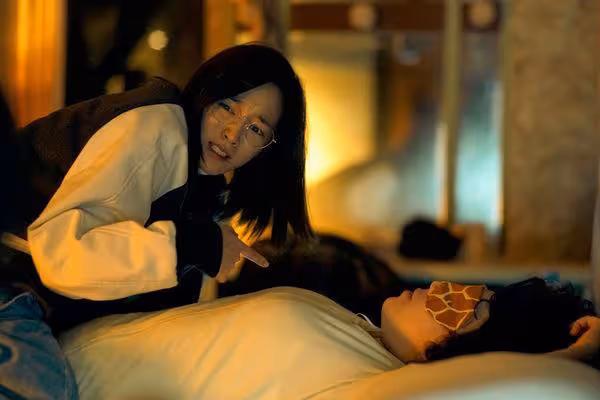 王凈滿身血心酸畫面流出⋯張榕容下腰爬行！　苦喊：當鬼比當人累