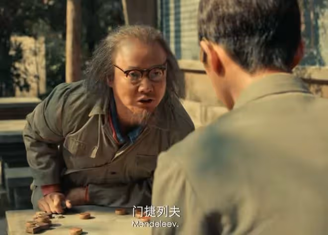 票房破5000萬,豆瓣差評不斷,《解密》被痛罵,又是一個人情局
