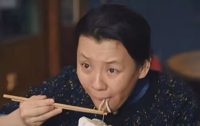 同樣是演村婦,把這8位女星放在一起,誰演得好誰尷尬一目了然