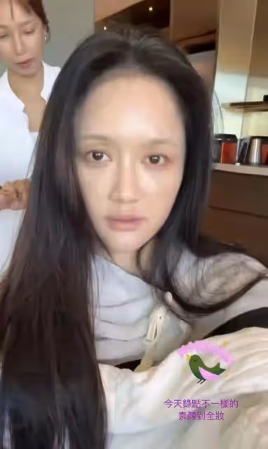 有種反差叫女星素顏,從陳喬恩到朱珠,妝前妝後都有「兩副面孔」