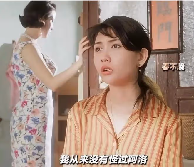 曾經是全香港男人的慾望,一夜成名的她巔峰退圈到底為何?