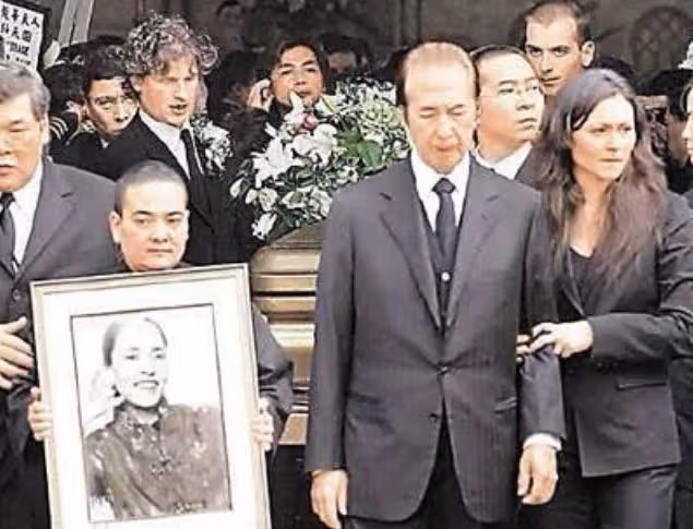 澳門街第一美人高開低走的人生:兒女卻死的死瘋的瘋