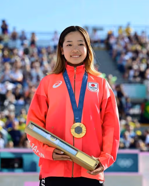 五年級練會超難特技:日本14歲滑板金牌吉澤戀,最驚人的不只年紀