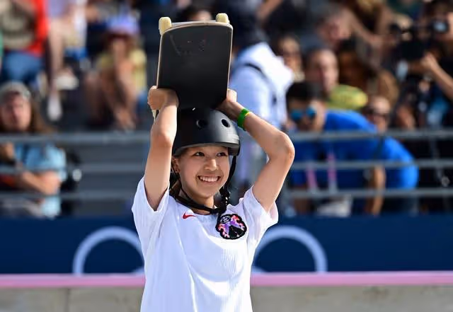 五年級練會超難特技:日本14歲滑板金牌吉澤戀,最驚人的不只年紀