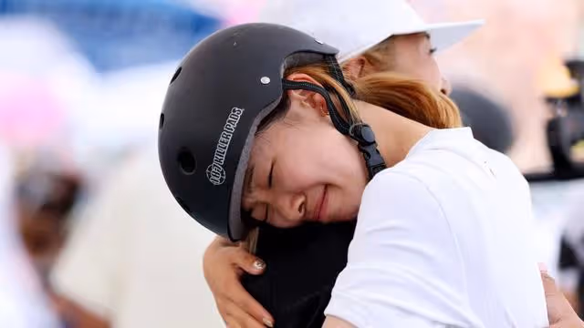 五年級練會超難特技:日本14歲滑板金牌吉澤戀,最驚人的不只年紀