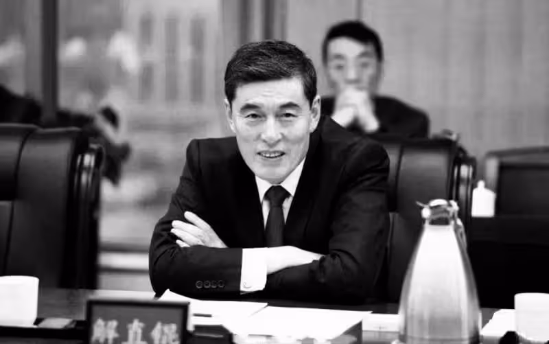 60歲毛阿敏現身女兒成人禮,富豪老公去世一年半,女兒暴瘦引擔憂