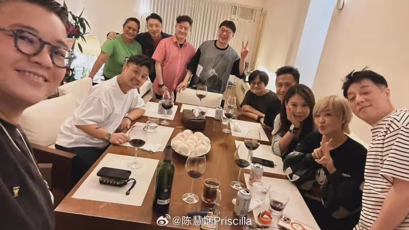港星陳慧嫻獲好友慶生!59歲染金髮被贊時髦,曾兩度心儀同性戀