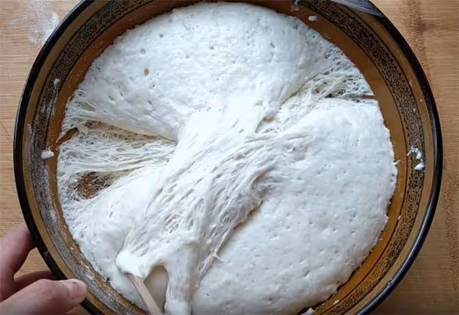 最蓬鬆柔軟發麵餅做法,不擀麵不揉面,筷子一攪,3分鐘出一鍋