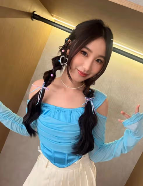 TVB女歌手宣布放棄美國音樂名校!選擇廣州上大學!現身解釋原因!
