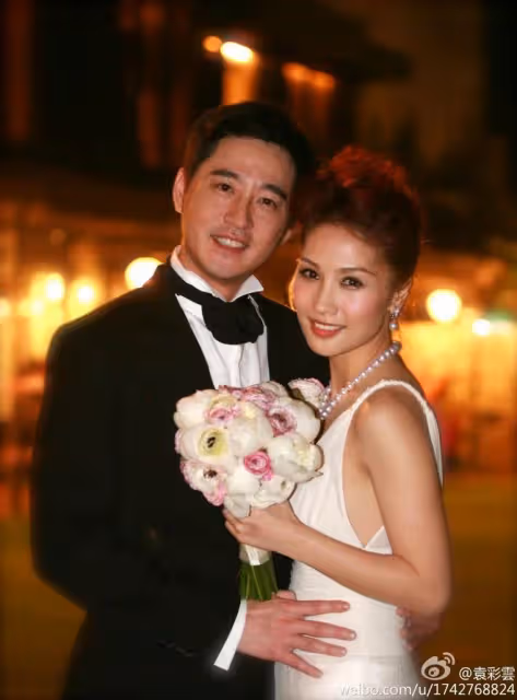 前TVB花旦結婚後退圈做闊太,相隔4年回港凍齡美貌依舊,曾演《封神榜》