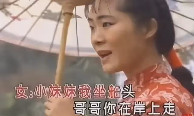 於文華：生下女兒就被拋棄，36歲嫁給網戀小伙，如今怎樣了？
