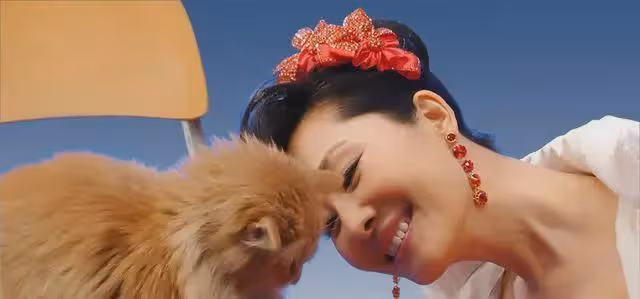於文華：生下女兒就被拋棄，36歲嫁給網戀小伙，如今怎樣了？