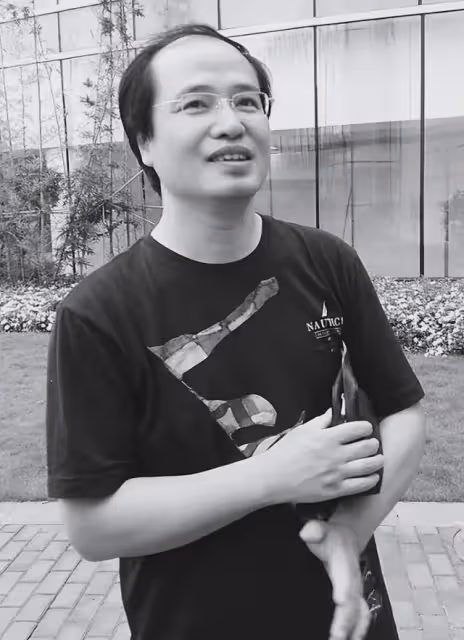 於文華：生下女兒就被拋棄，36歲嫁給網戀小伙，如今怎樣了？