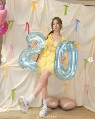 直擊歐陽娣娣慶生「妮妮、娜娜全到齊」！低胸開2洞穿超辣 萬人朝聖贊爆