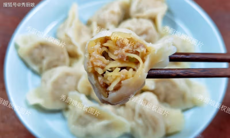 夏補鉀,體不乏,建議中老年:多吃4種高鉀食物,腿腳有勁更健康