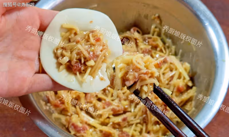 夏補鉀,體不乏,建議中老年:多吃4種高鉀食物,腿腳有勁更健康
