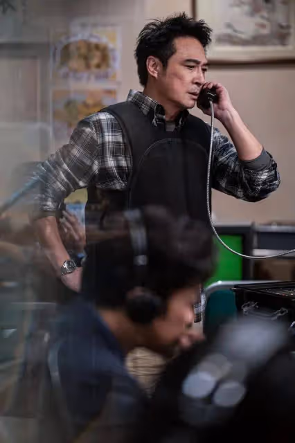 恭喜！TVB前當家小生內地電影票房12億，打破港星不賣座宿命，導演選角恰到好處
