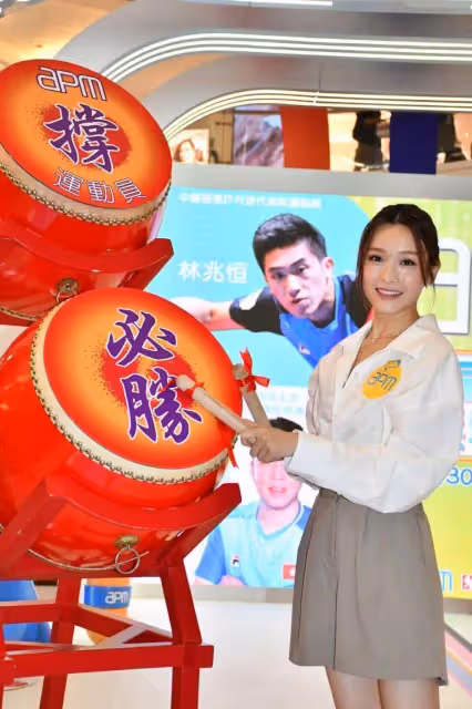 獨自赴英沒艷遇!TVB花旦自爆想與無線續約,延續演員生涯