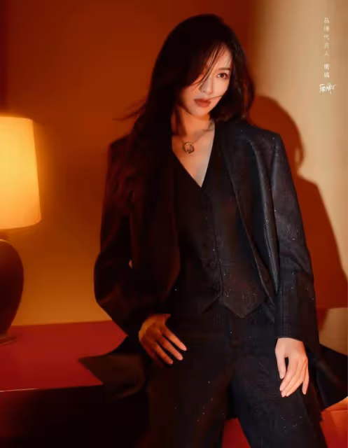 唐嫣國風大片釋出，實力演繹大女主，東方風韻令人驚艷！