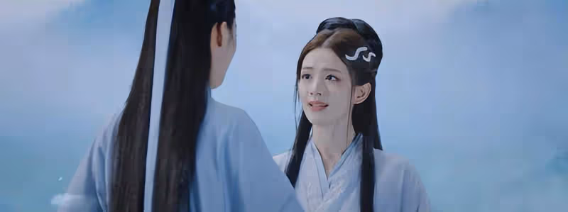 陳麗君陳昊宇素色古裝乘船,同撐油傘深情對視:CP感爆棚,氛圍感拉滿!