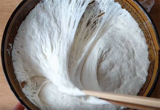 油條新做法,不擀麵不揉面,不用添加劑,蓬鬆酥脆,10分鐘做早餐